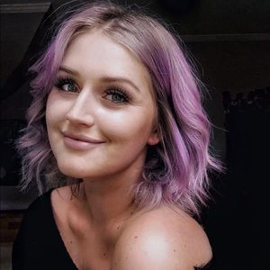 Meet your Posher, Stephanie